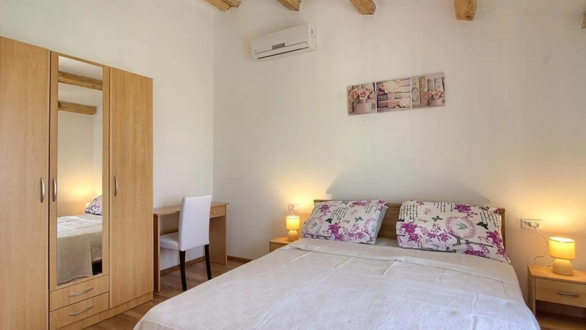 Ferienhaus Mit Privatpool Fuer 10 Personen Ca 150 Qm In Medulin, Istrien Suedkueste Von Istrien Pula