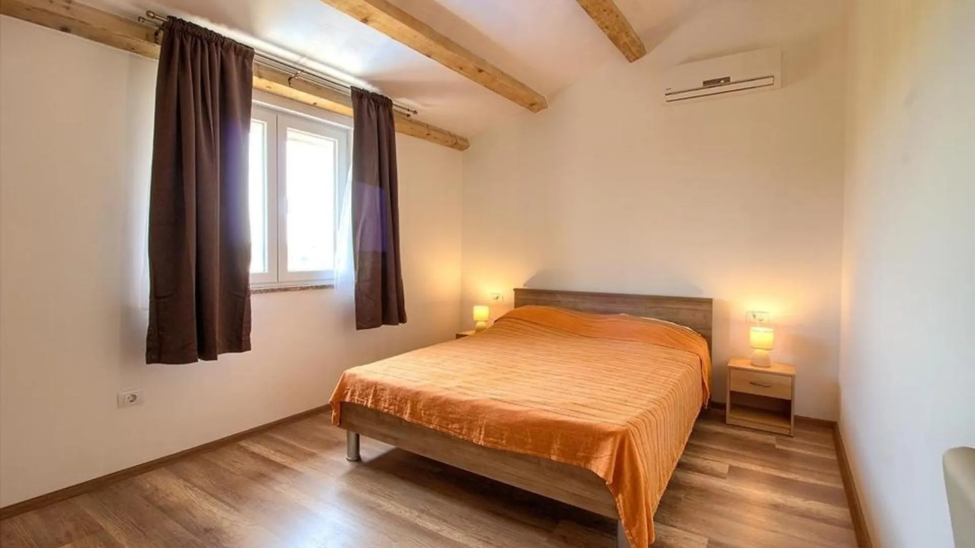 Ferienhaus Mit Privatpool Fuer 10 Personen Ca 150 Qm In Medulin, Istrien Suedkueste Von Istrien Pula
